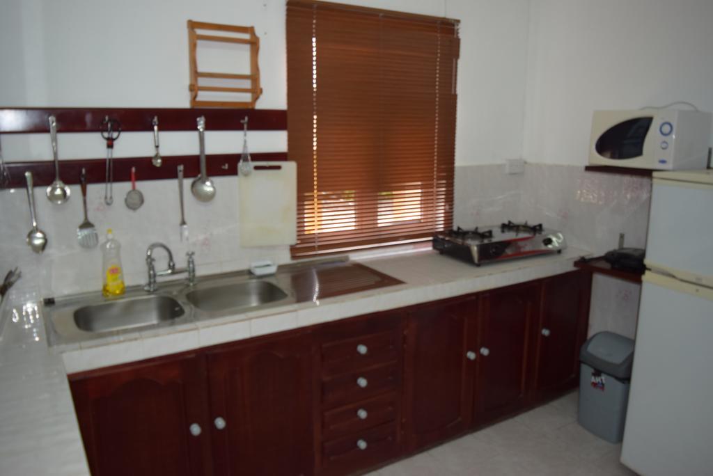 Mauri Holidays 'Budgeted Apartment' La Gaulette Pokoj fotografie